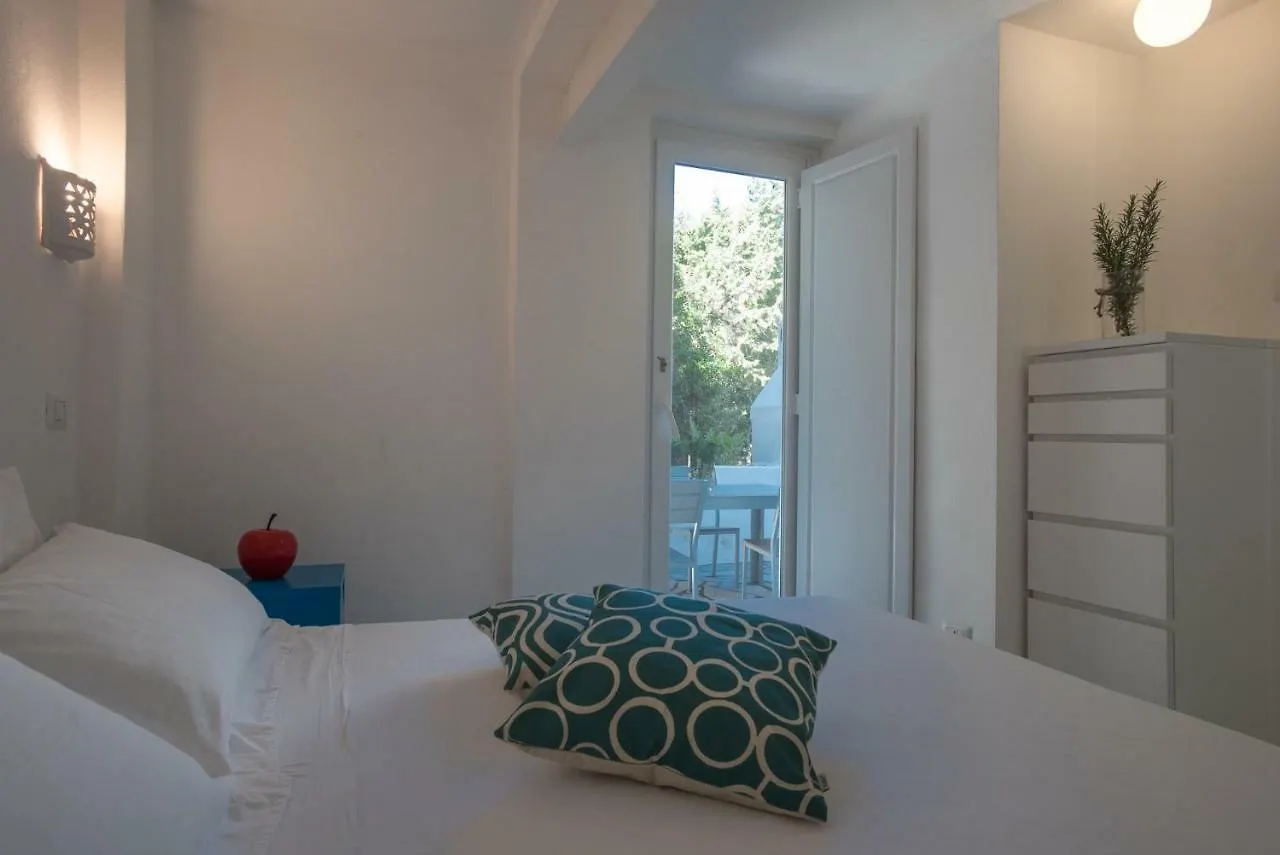 Sul Mare Sardegna Villa Calliroe Villasimius 0*,